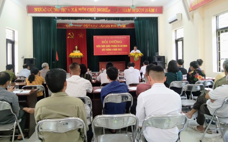 Phường Hà Khánh: Tổ chức lớp bồi dưỡng kiến thức giáo dục Quốc phòng và An ninh đối tượng 4 năm 2022