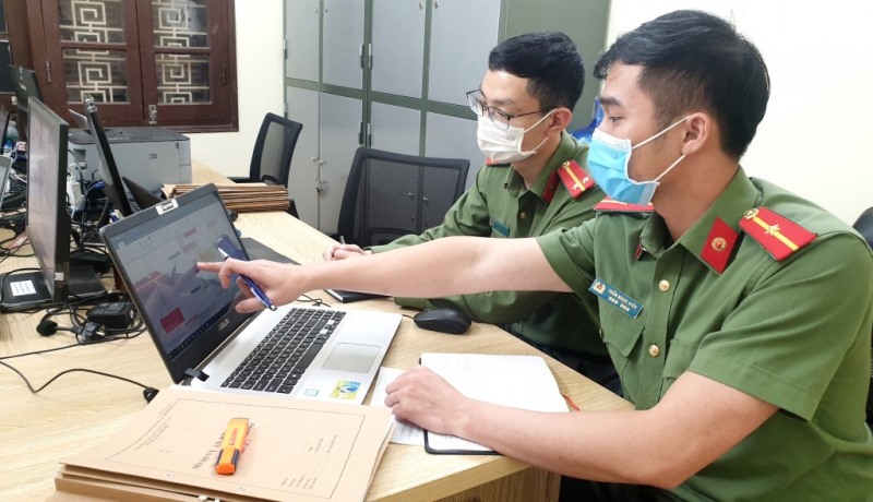 Người dân tự cần bảo vệ mình trước tội phạm sử dụng công nghệ cao